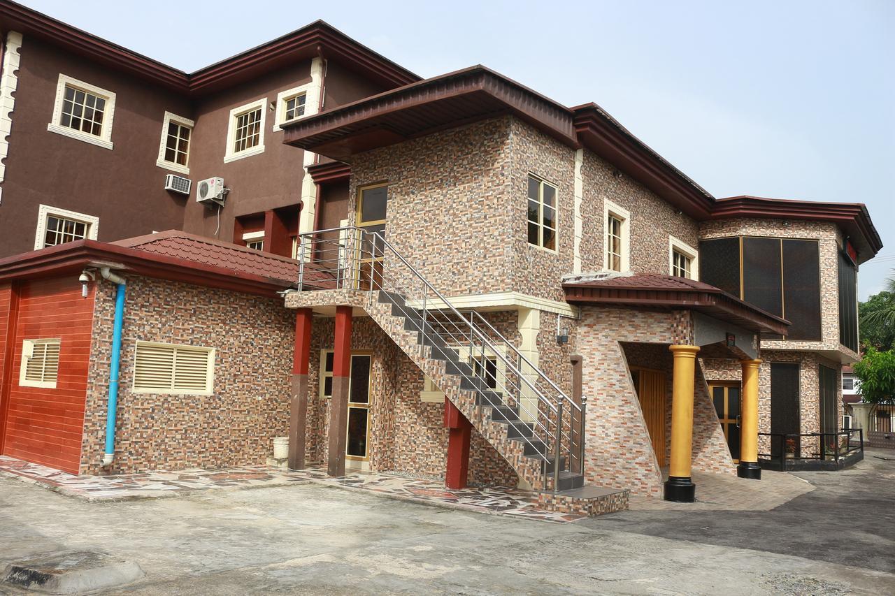 Cute Villa Hotel And Suites Uyo Buitenkant foto